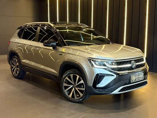 VOLKSWAGEN-TAOS-2023