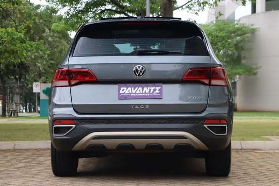 VOLKSWAGEN-TAOS-2022