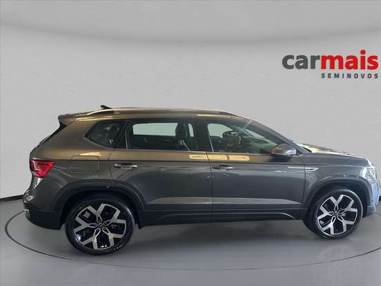 VOLKSWAGEN-TAOS-2025