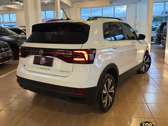 VOLKSWAGEN-T-CROSS-1.0 200 TSI TOTAL FLEX AUTOMÁTICO VOLKSWAGEN-T-CROSS-2024