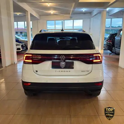 VOLKSWAGEN-T-CROSS-2024