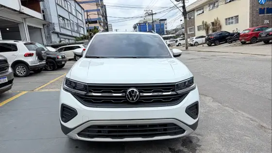 VOLKSWAGEN T-CROSS 1.0 200 TSI TOTAL FLEX COMFORTLINE AUTOMÁTICO