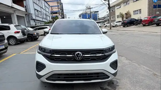 VOLKSWAGEN-T-CROSS-2024