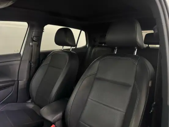 VOLKSWAGEN-T-CROSS-2022