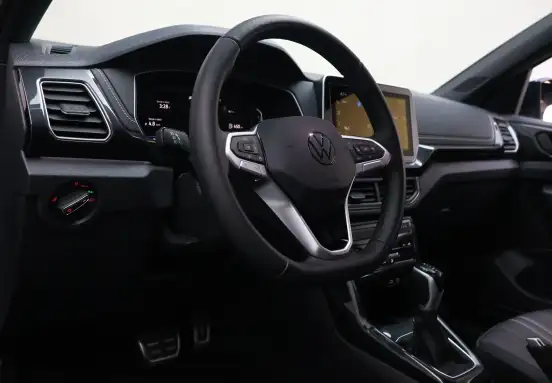 VOLKSWAGEN-T-CROSS-2024