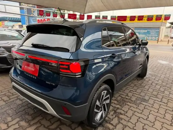 VOLKSWAGEN-T-CROSS-2024