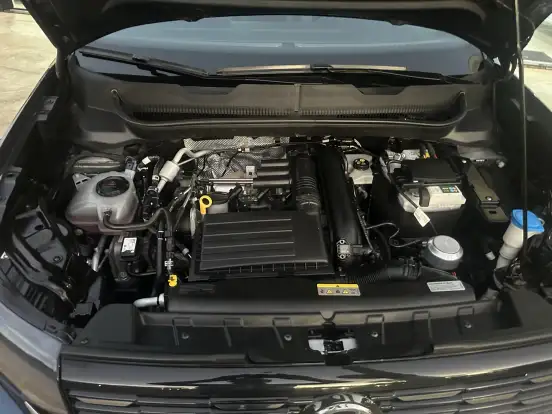 VOLKSWAGEN-T-CROSS-2022