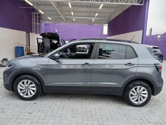VOLKSWAGEN-T-CROSS-2024
