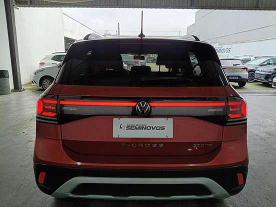 VOLKSWAGEN-T-CROSS-1.0 200 TSI TOTAL FLEX AUTOMÁTICO VOLKSWAGEN-T-CROSS-2024