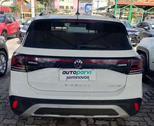 VOLKSWAGEN-T-CROSS-2025