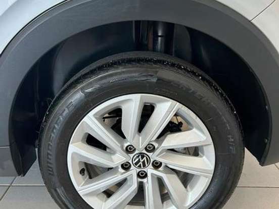 VOLKSWAGEN-T-CROSS-1.0 200 TSI TOTAL FLEX AUTOMÁTICO VOLKSWAGEN-T-CROSS-2022