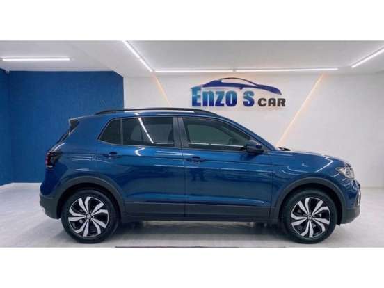 VOLKSWAGEN-T-CROSS-2025