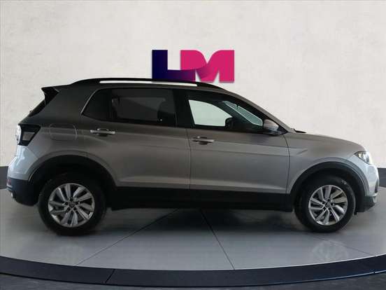 VOLKSWAGEN-T-CROSS-1.0 200 TSI TOTAL FLEX AUTOMÁTICO VOLKSWAGEN-T-CROSS-2024