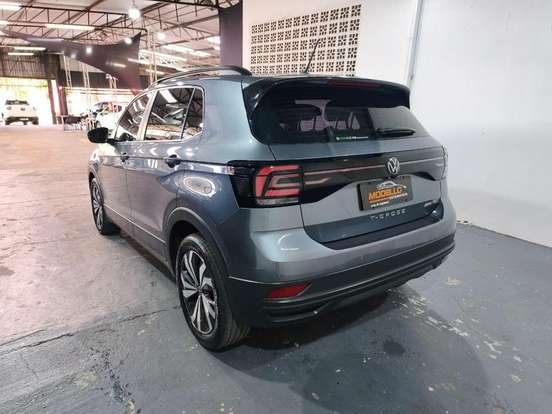VOLKSWAGEN-T-CROSS-1.0 200 TSI TOTAL FLEX AUTOMÁTICO VOLKSWAGEN-T-CROSS-2023