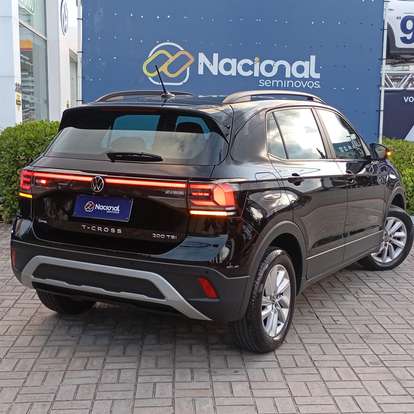 VOLKSWAGEN-T-CROSS-2024