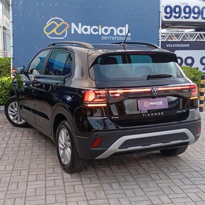 VOLKSWAGEN-T-CROSS-2024