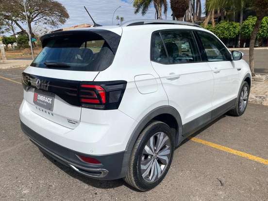 VOLKSWAGEN-T-CROSS-1.0 200 TSI TOTAL FLEX AUTOMÁTICO VOLKSWAGEN-T-CROSS-2019