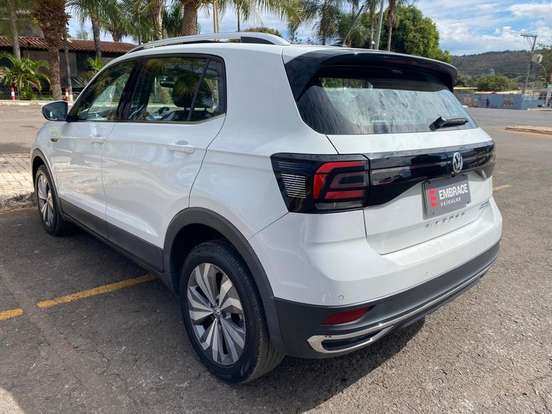 VOLKSWAGEN-T-CROSS-1.0 200 TSI TOTAL FLEX AUTOMÁTICO VOLKSWAGEN-T-CROSS-2019