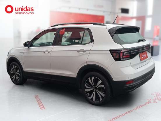 VOLKSWAGEN-T-CROSS-2023