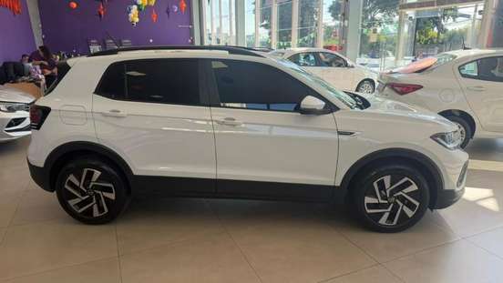 VOLKSWAGEN-T-CROSS-2025