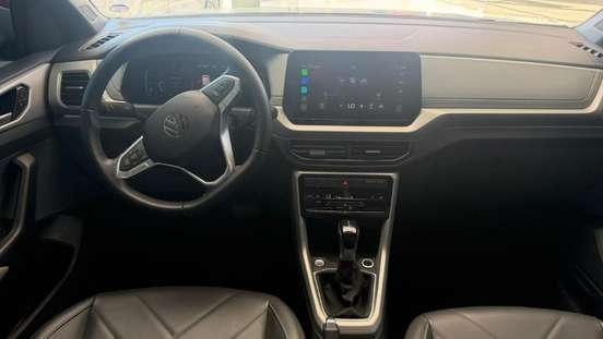 VOLKSWAGEN-T-CROSS-2025