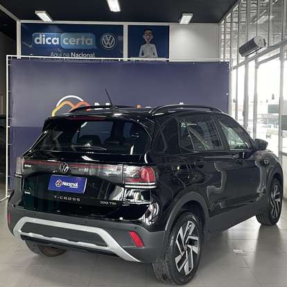 VOLKSWAGEN-T-CROSS-2024