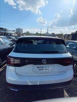 VOLKSWAGEN-T-CROSS-2022