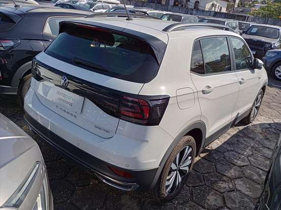 VOLKSWAGEN-T-CROSS-1.0 200 TSI TOTAL FLEX COMFORTLINE AUTOMÁTICO VOLKSWAGEN-T-CROSS-2022