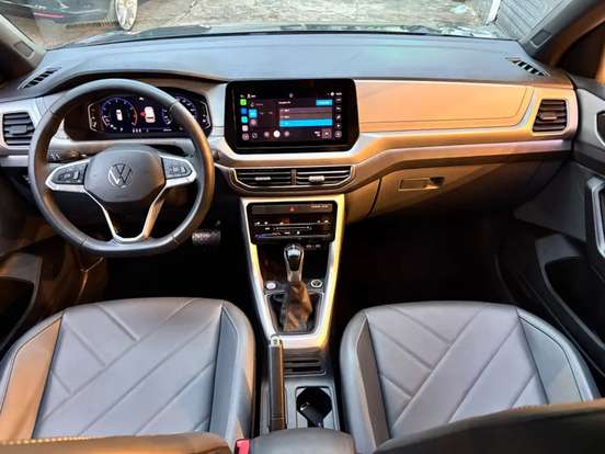 VOLKSWAGEN-T-CROSS-2025