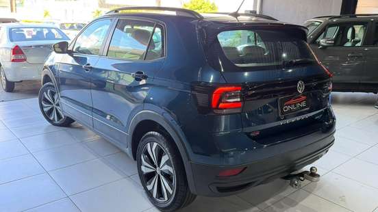 VOLKSWAGEN-T-CROSS-2021