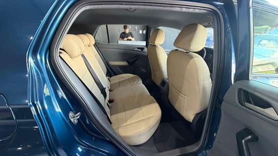 VOLKSWAGEN-T-CROSS-2021