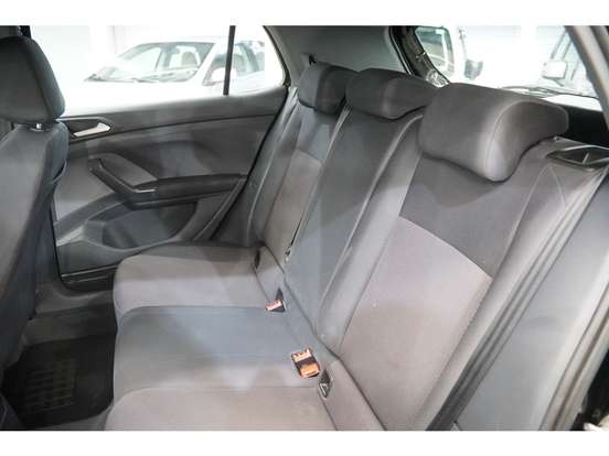 VOLKSWAGEN-T-CROSS-2021