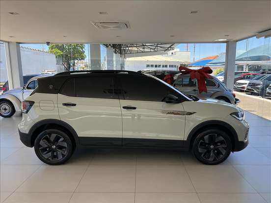 VOLKSWAGEN-T-CROSS-1.4 250 TSI TOTAL FLEX EXTREME AUTOMÁTICO VOLKSWAGEN-T-CROSS-2025