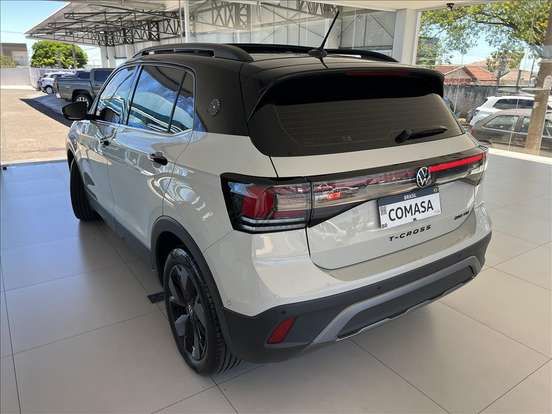 VOLKSWAGEN-T-CROSS-1.4 250 TSI TOTAL FLEX EXTREME AUTOMÁTICO VOLKSWAGEN-T-CROSS-2025