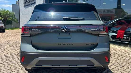 VOLKSWAGEN-T-CROSS-2025
