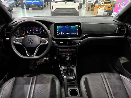 VOLKSWAGEN-T-CROSS-1.4 250 TSI TOTAL FLEX EXTREME AUTOMÁTICO VOLKSWAGEN-T-CROSS-2025