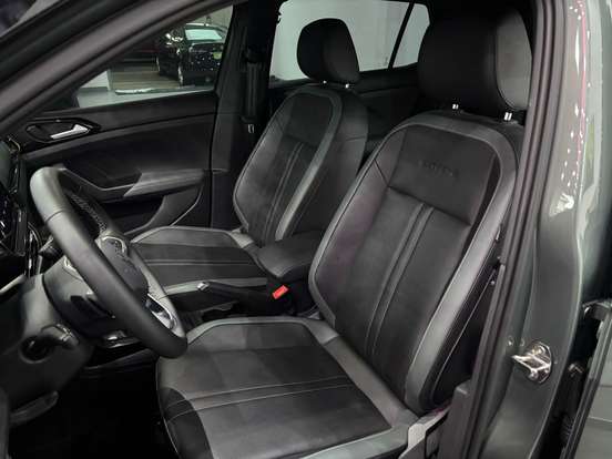 VOLKSWAGEN-T-CROSS-2025