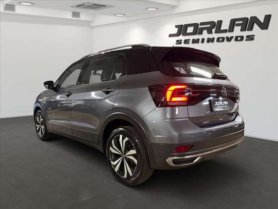 VOLKSWAGEN-T-CROSS-2022