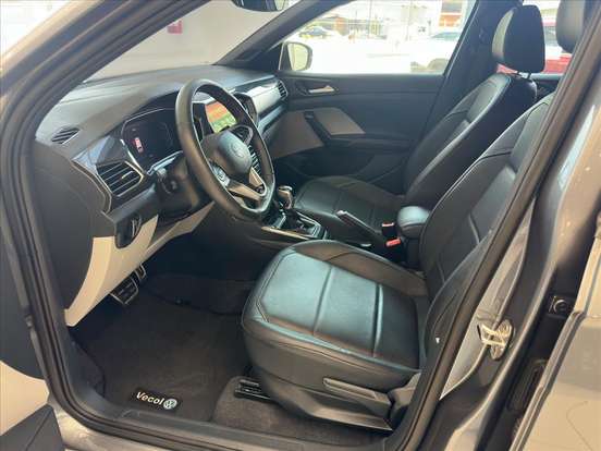 VOLKSWAGEN-T-CROSS-2023
