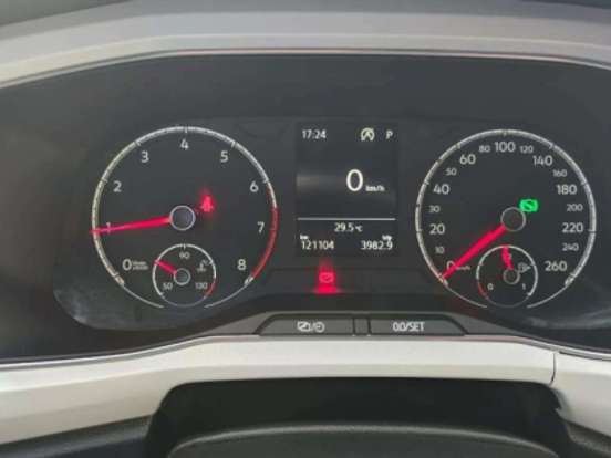 VOLKSWAGEN-T-CROSS-1.4 250 TSI TOTAL FLEX HIGHLINE AUTOMÁTICO VOLKSWAGEN-T-CROSS-2019
