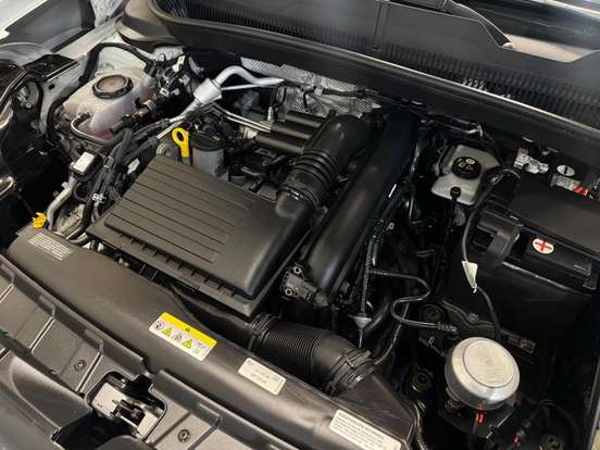 VOLKSWAGEN-T-CROSS-2023