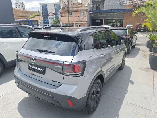 VOLKSWAGEN-T-CROSS-1.4 250 TSI TOTAL FLEX HIGHLINE AUTOMÁTICO VOLKSWAGEN-T-CROSS-2024