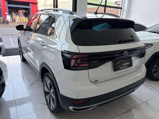 VOLKSWAGEN-T-CROSS-1.4 250 TSI TOTAL FLEX HIGHLINE AUTOMÁTICO VOLKSWAGEN-T-CROSS-2021