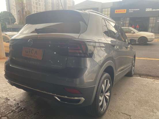 VOLKSWAGEN-T-CROSS-2023