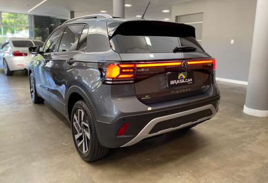 VOLKSWAGEN-T-CROSS-1.4 250 TSI TOTAL FLEX HIGHLINE AUTOMÁTICO VOLKSWAGEN-T-CROSS-2025
