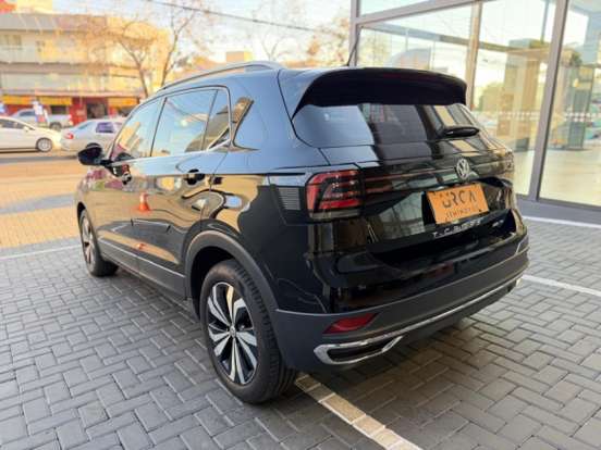 VOLKSWAGEN-T-CROSS-1.4 250 TSI TOTAL FLEX HIGHLINE AUTOMÁTICO VOLKSWAGEN-T-CROSS-2021