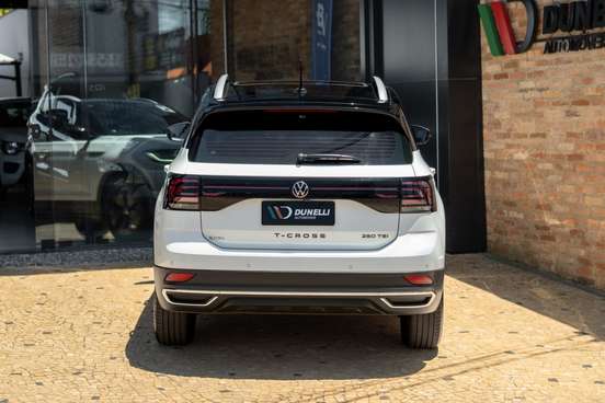 VOLKSWAGEN-T-CROSS-2023