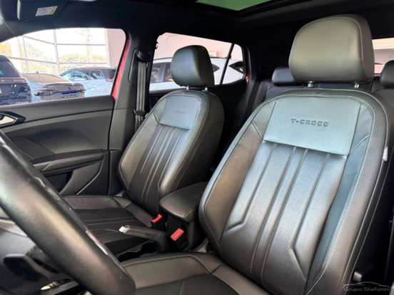 VOLKSWAGEN-T-CROSS-2024