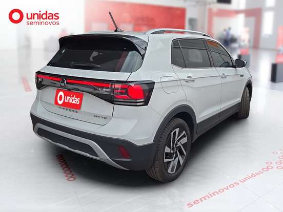 VOLKSWAGEN-T-CROSS-2025
