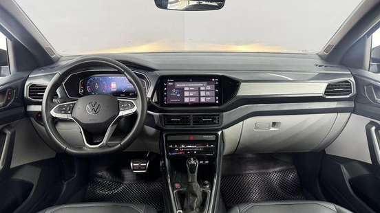VOLKSWAGEN-T-CROSS-2023